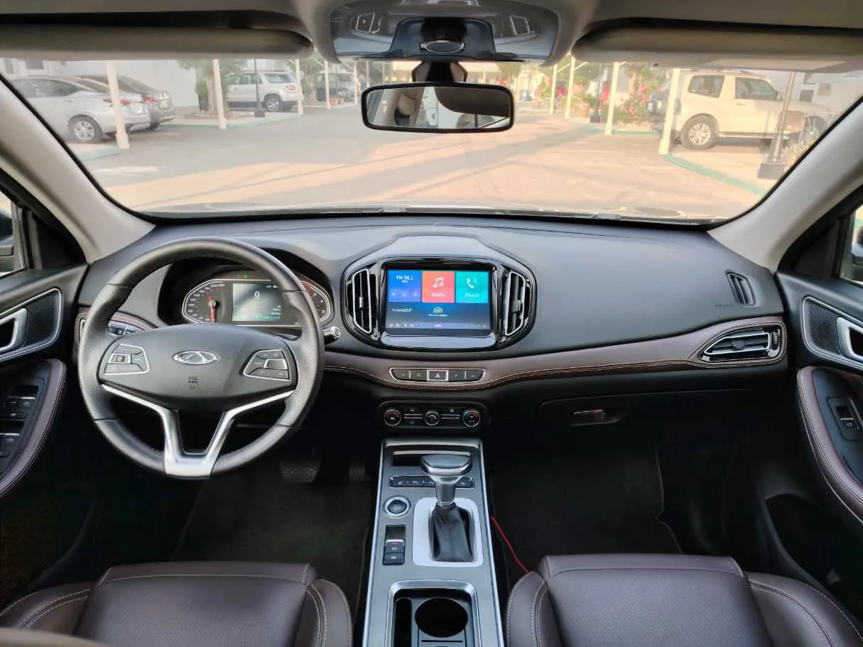 Car image 18
