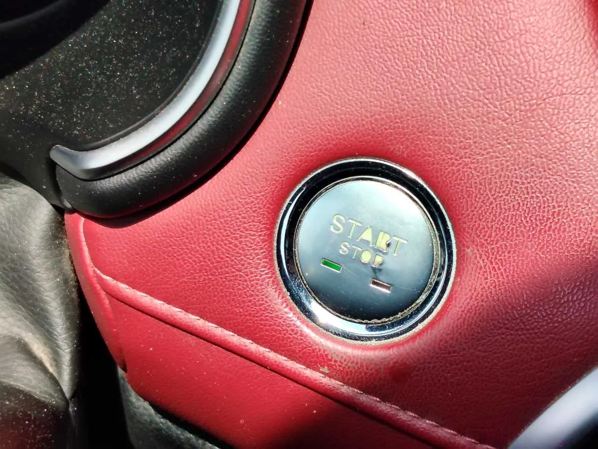 Car image 28