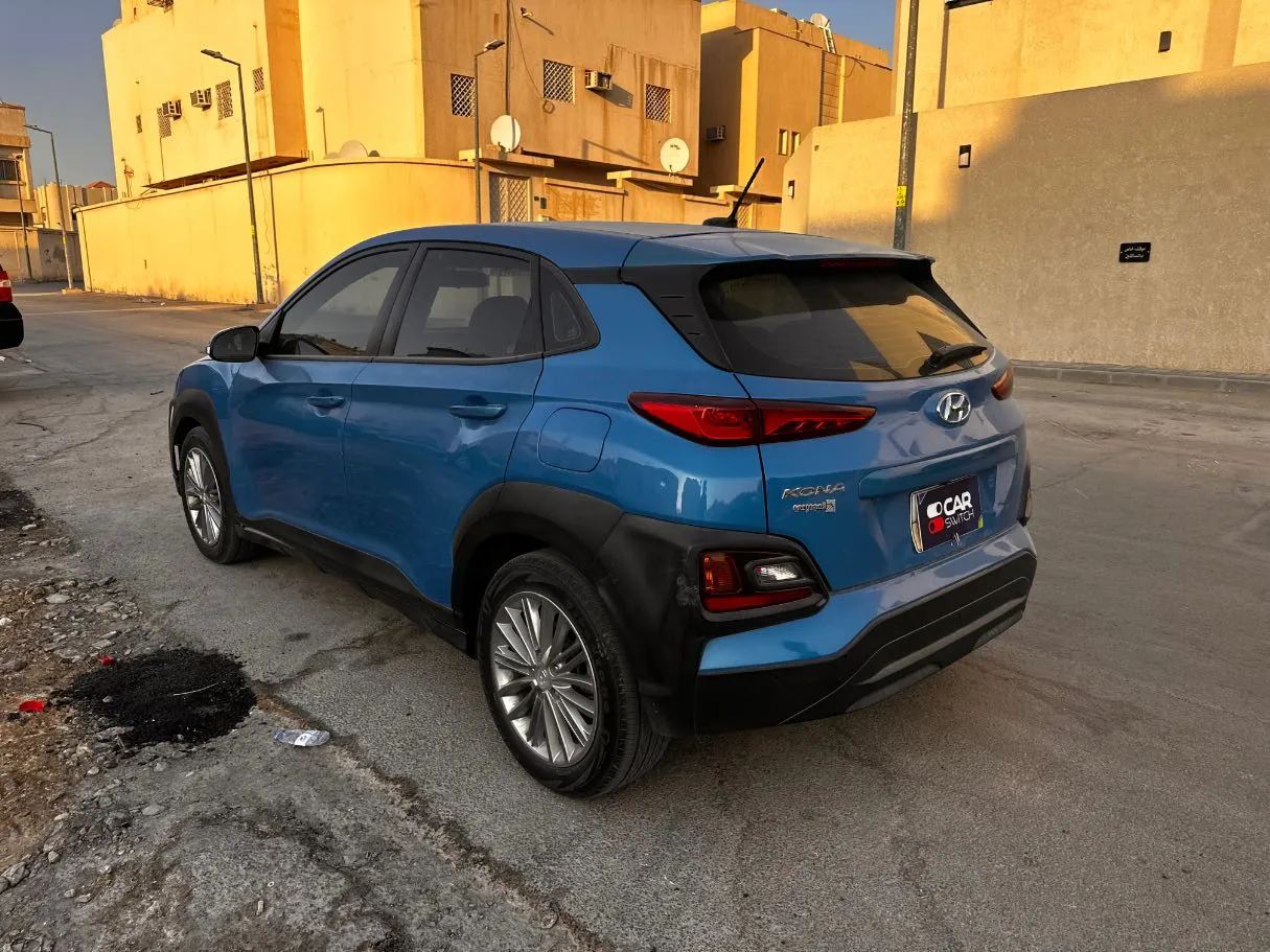 Car image 7