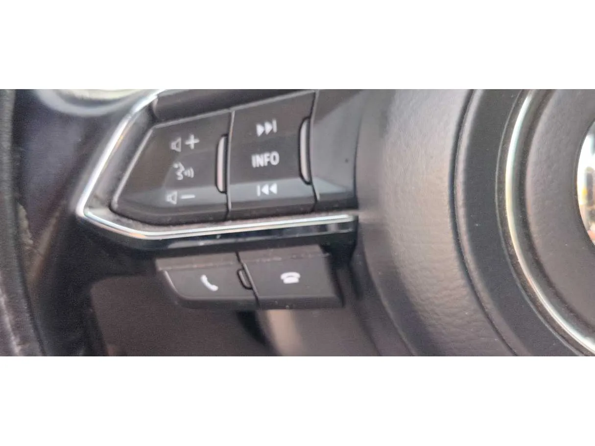 Car image 36