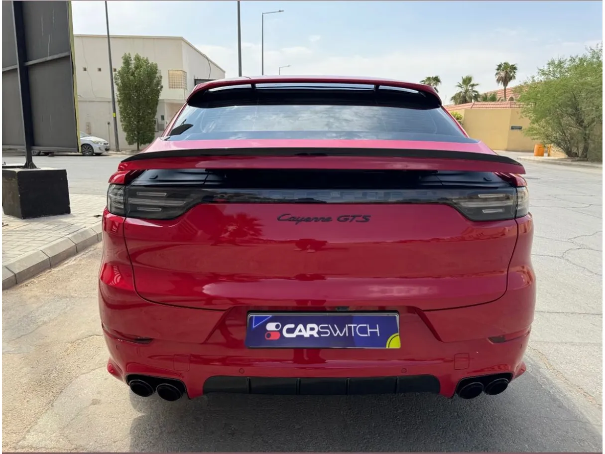 Car image 6
