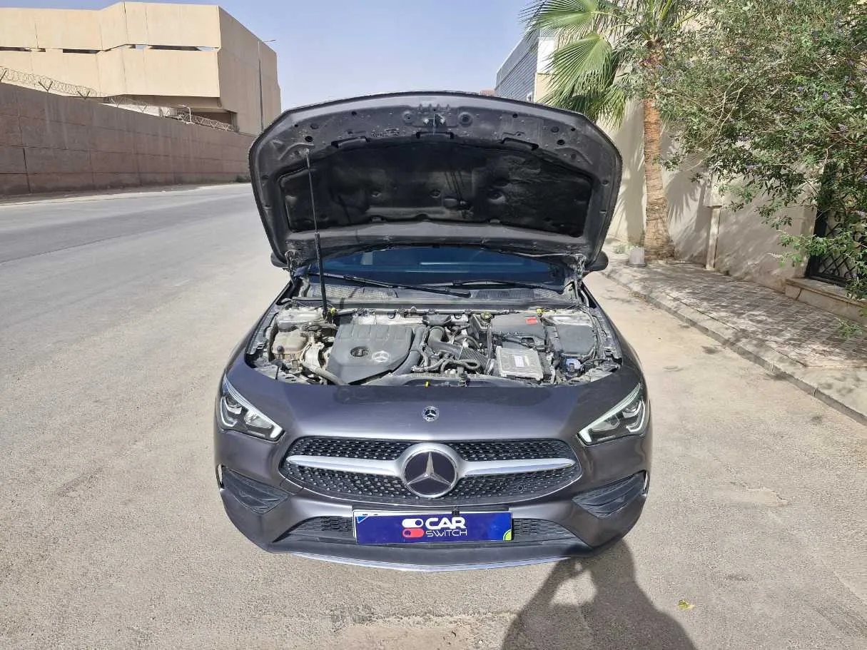 Car image 23