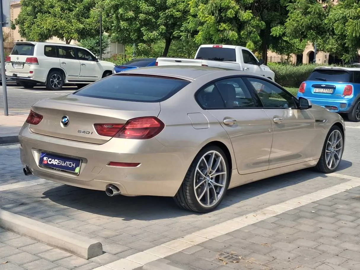 Car image 5