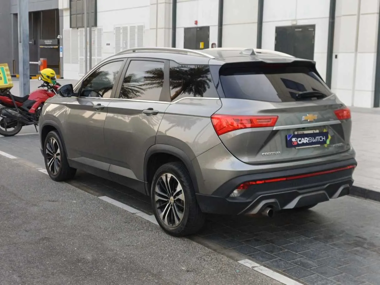 Car image 7