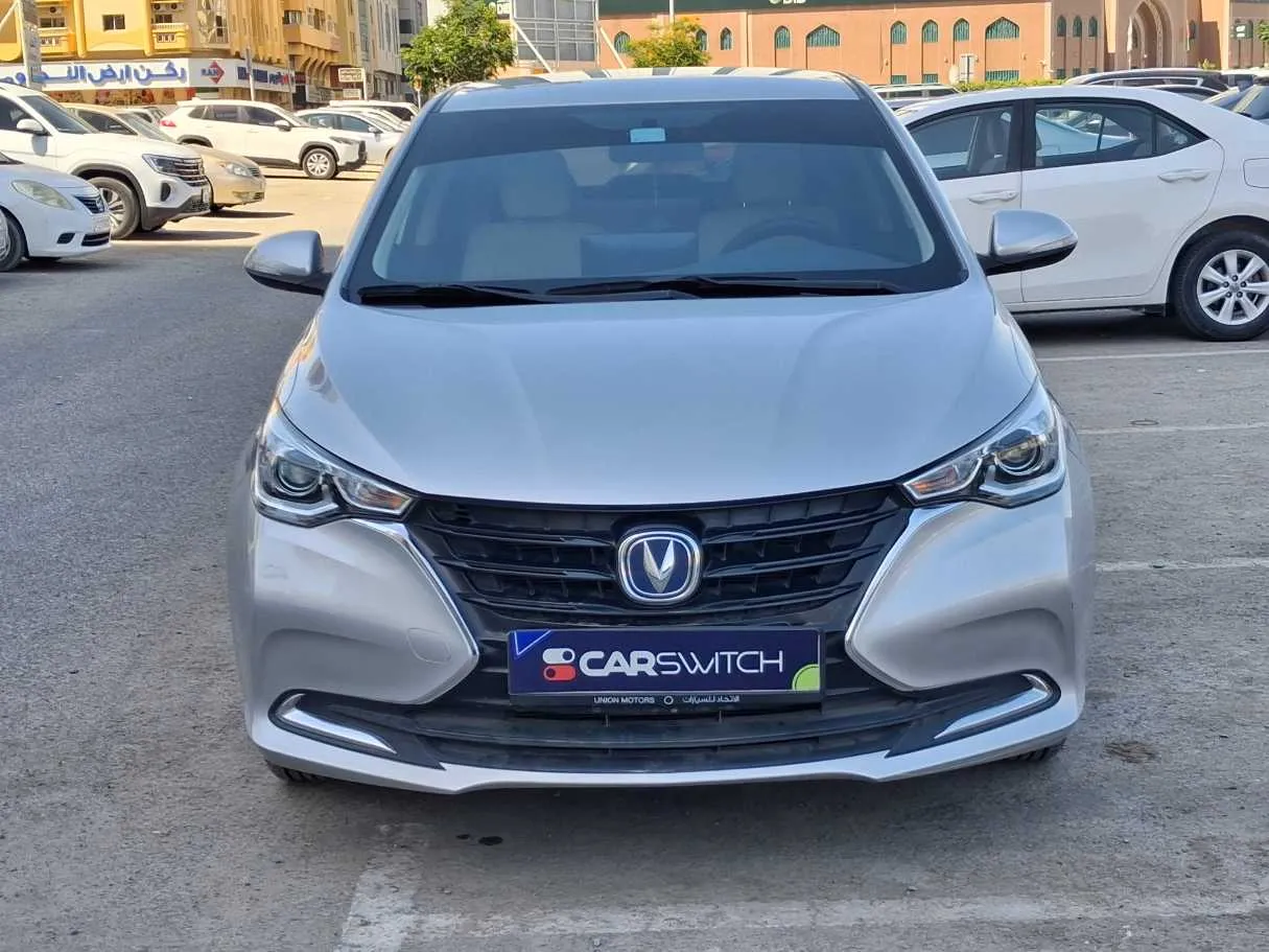 Car image 2