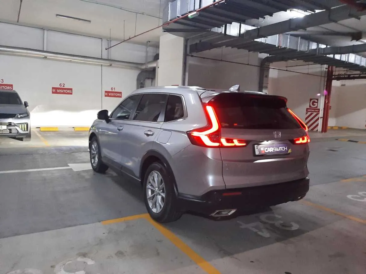Car image 7