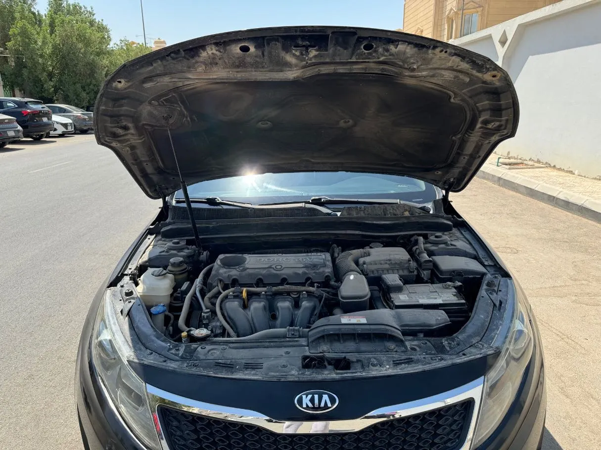 Car image 23