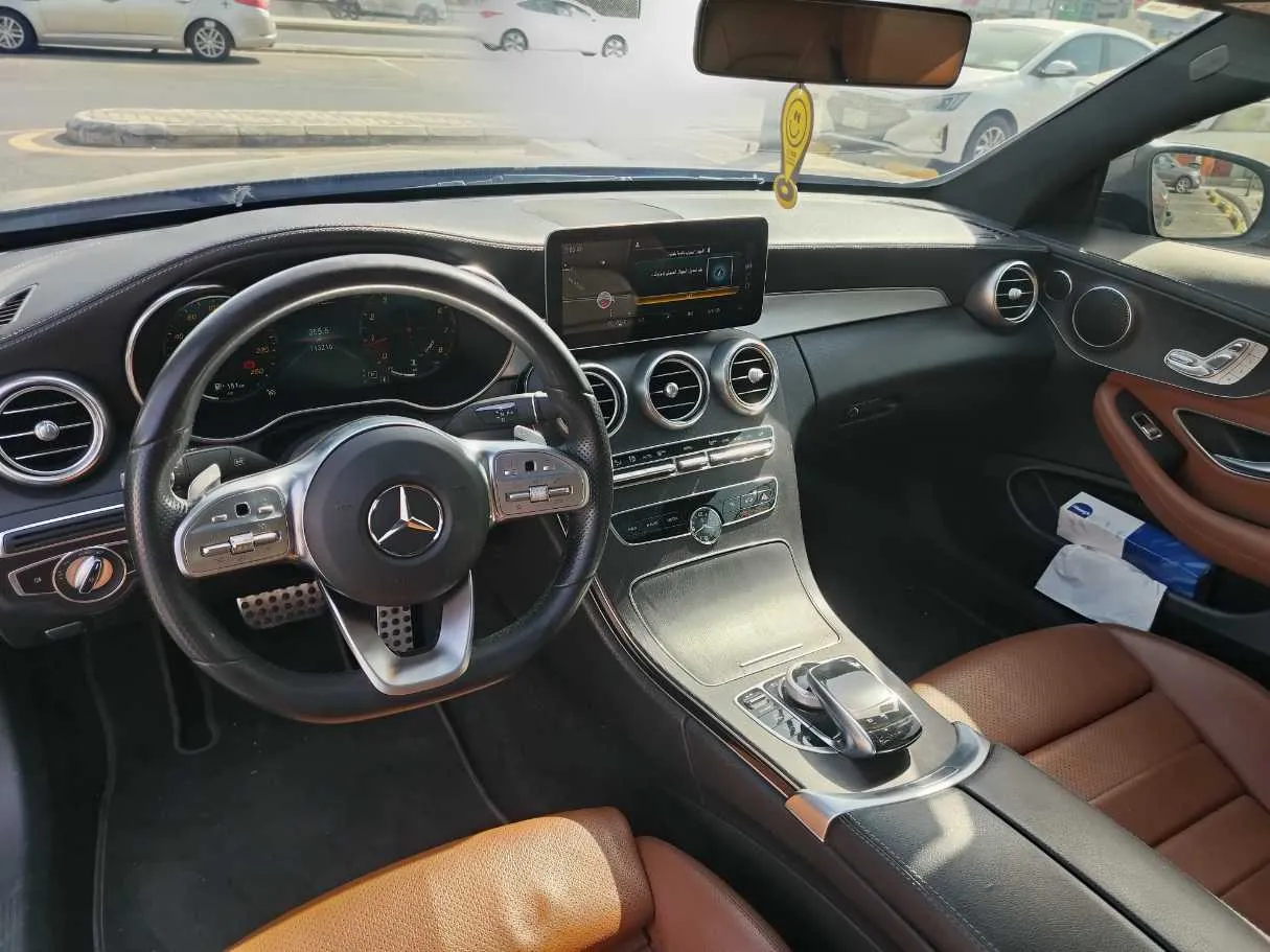 Car image 20