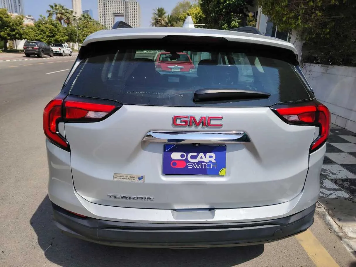 Car image 6