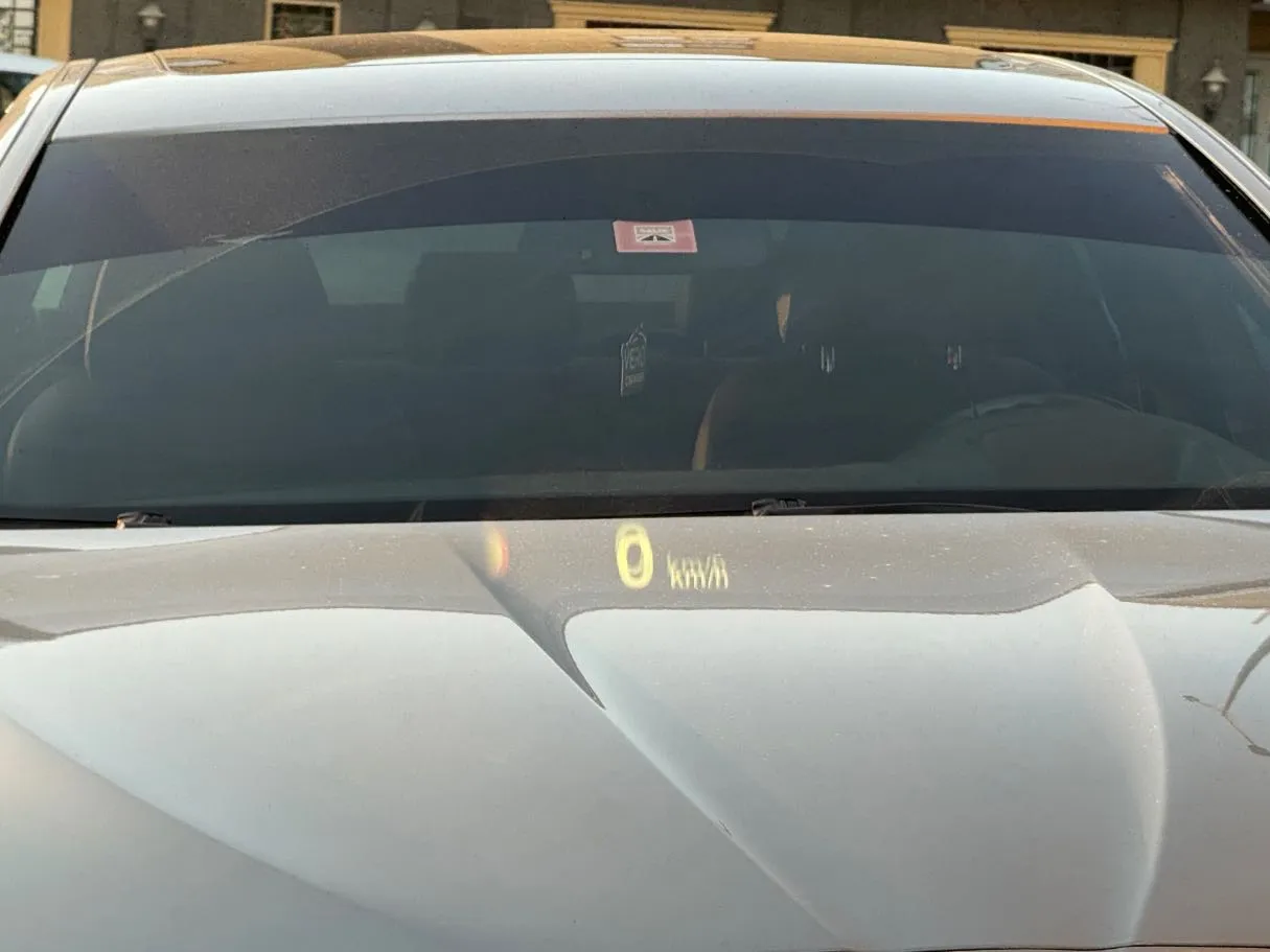 Car image 24