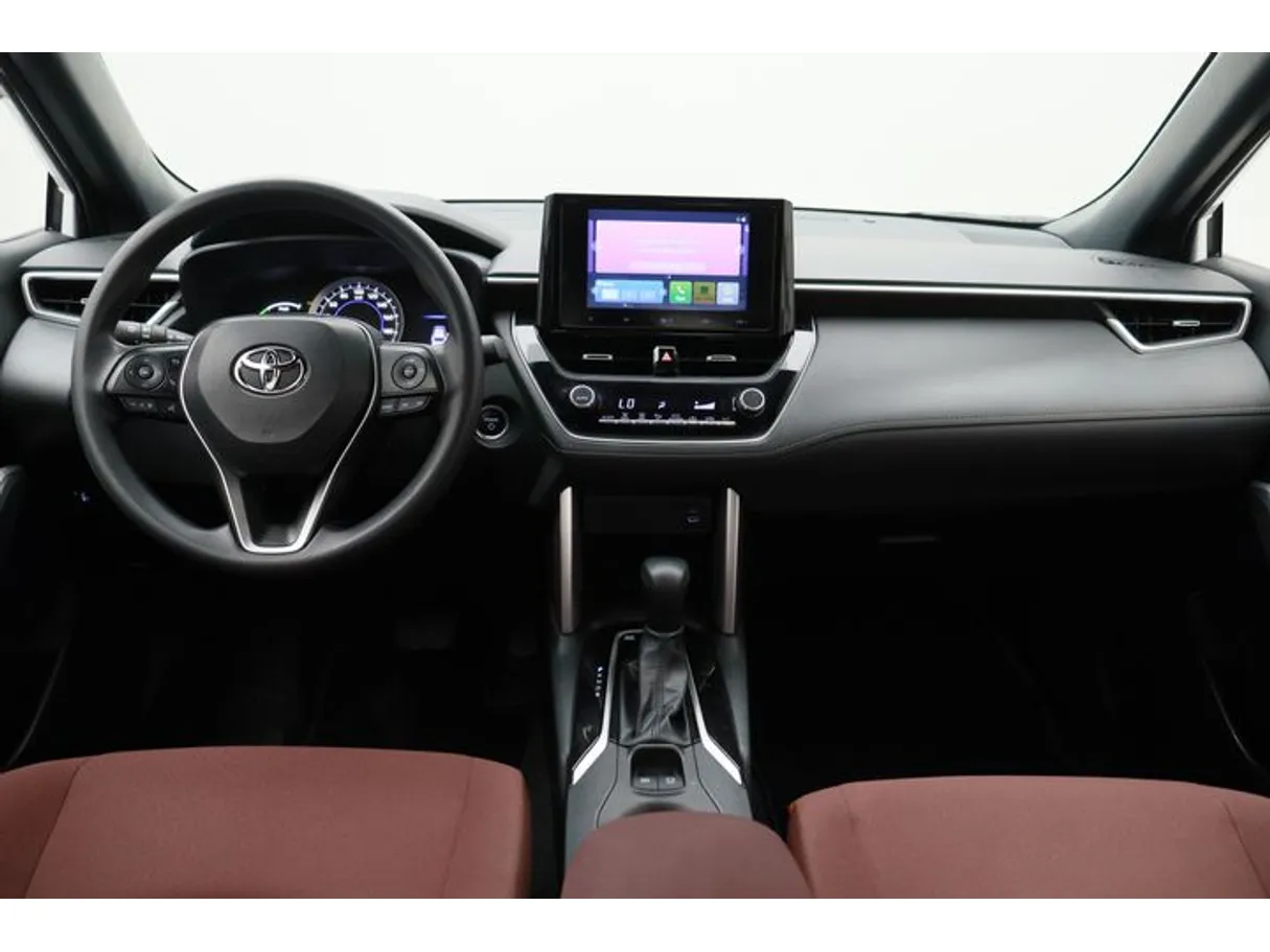 Car image 14