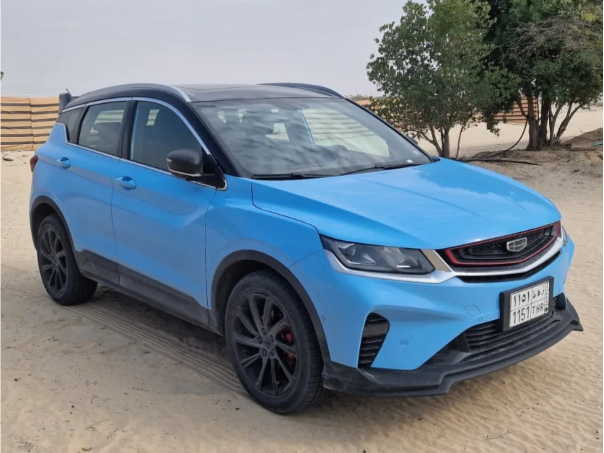Car image 2