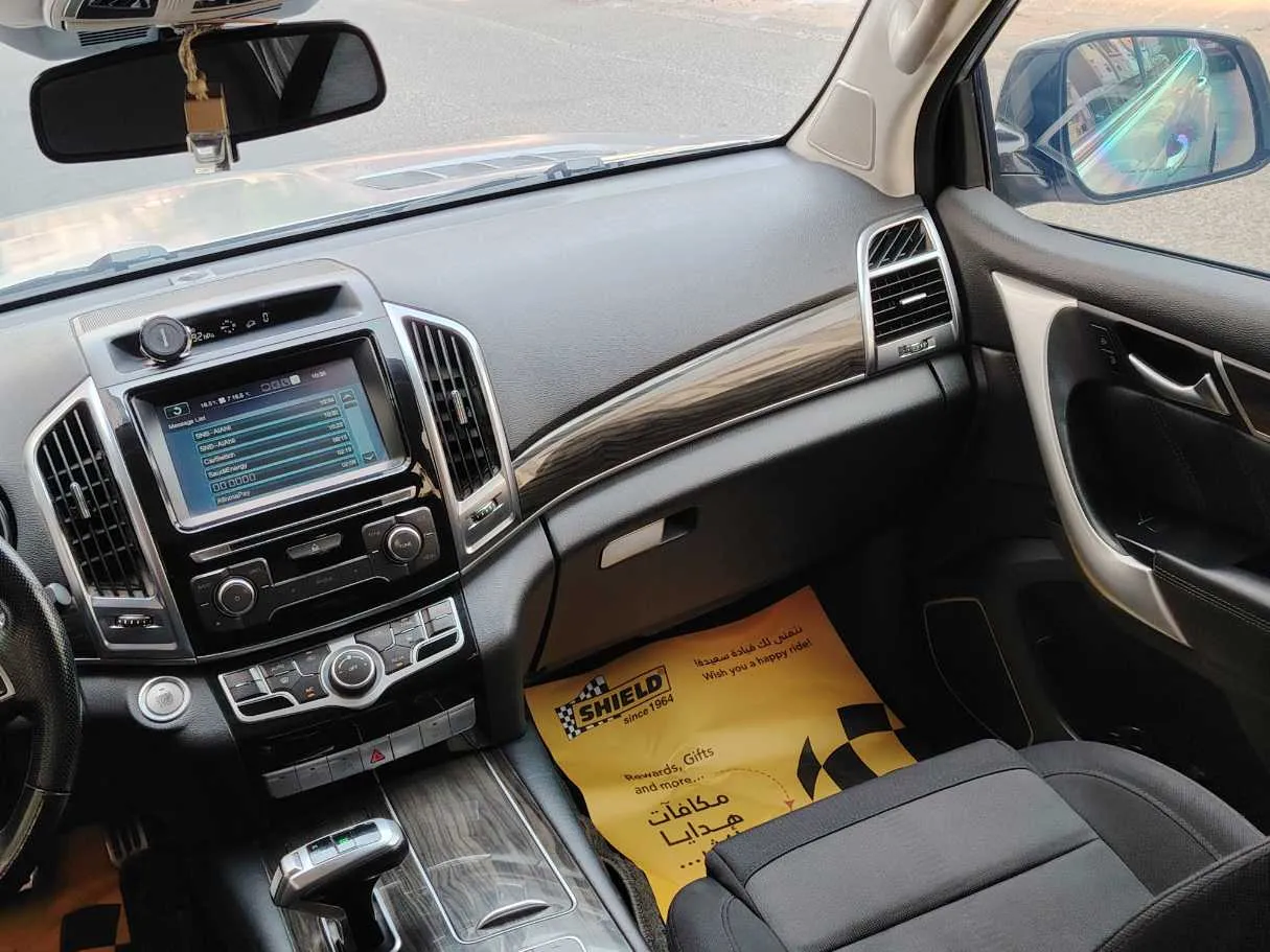 Car image 33