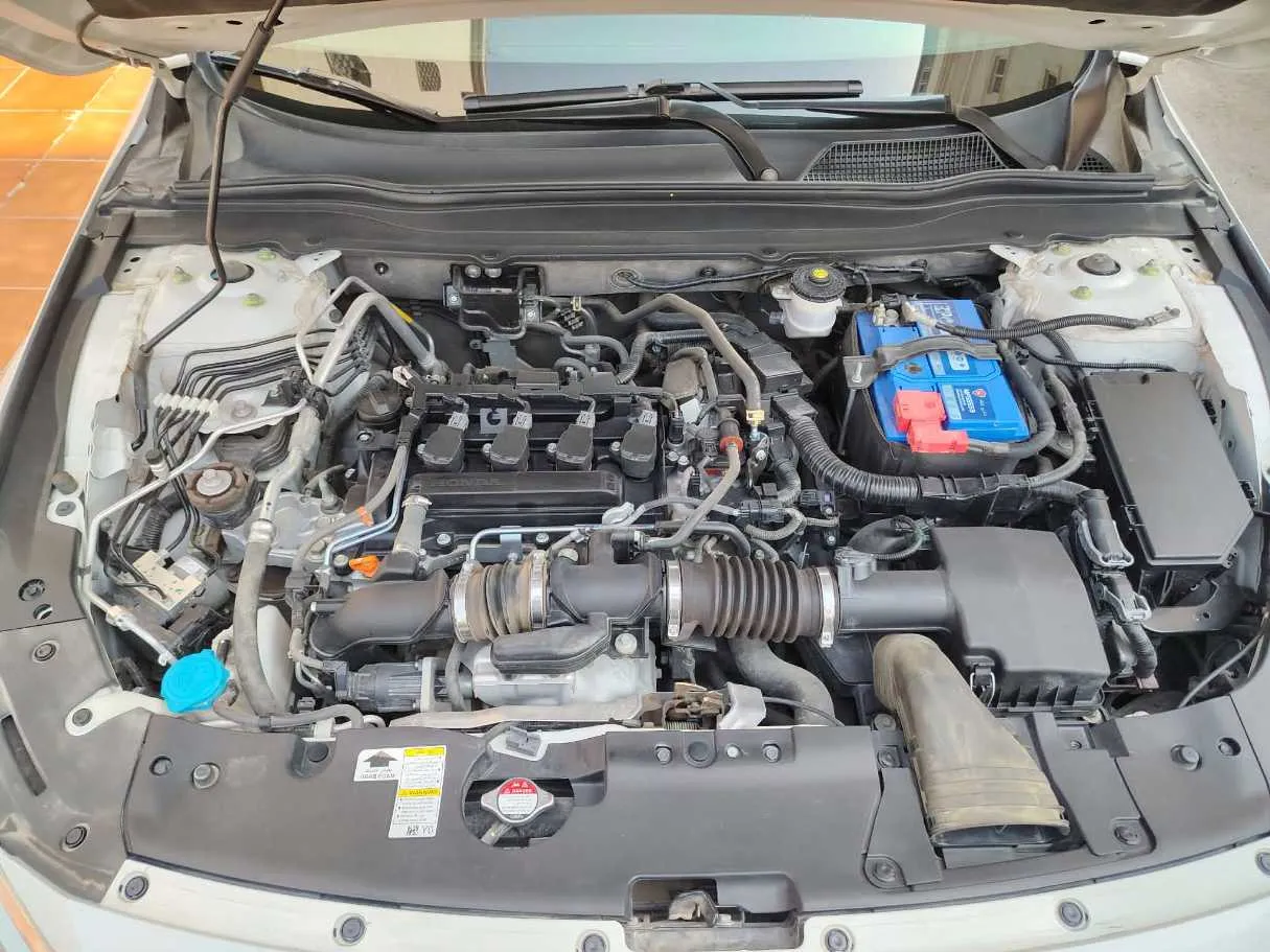 Car image 47