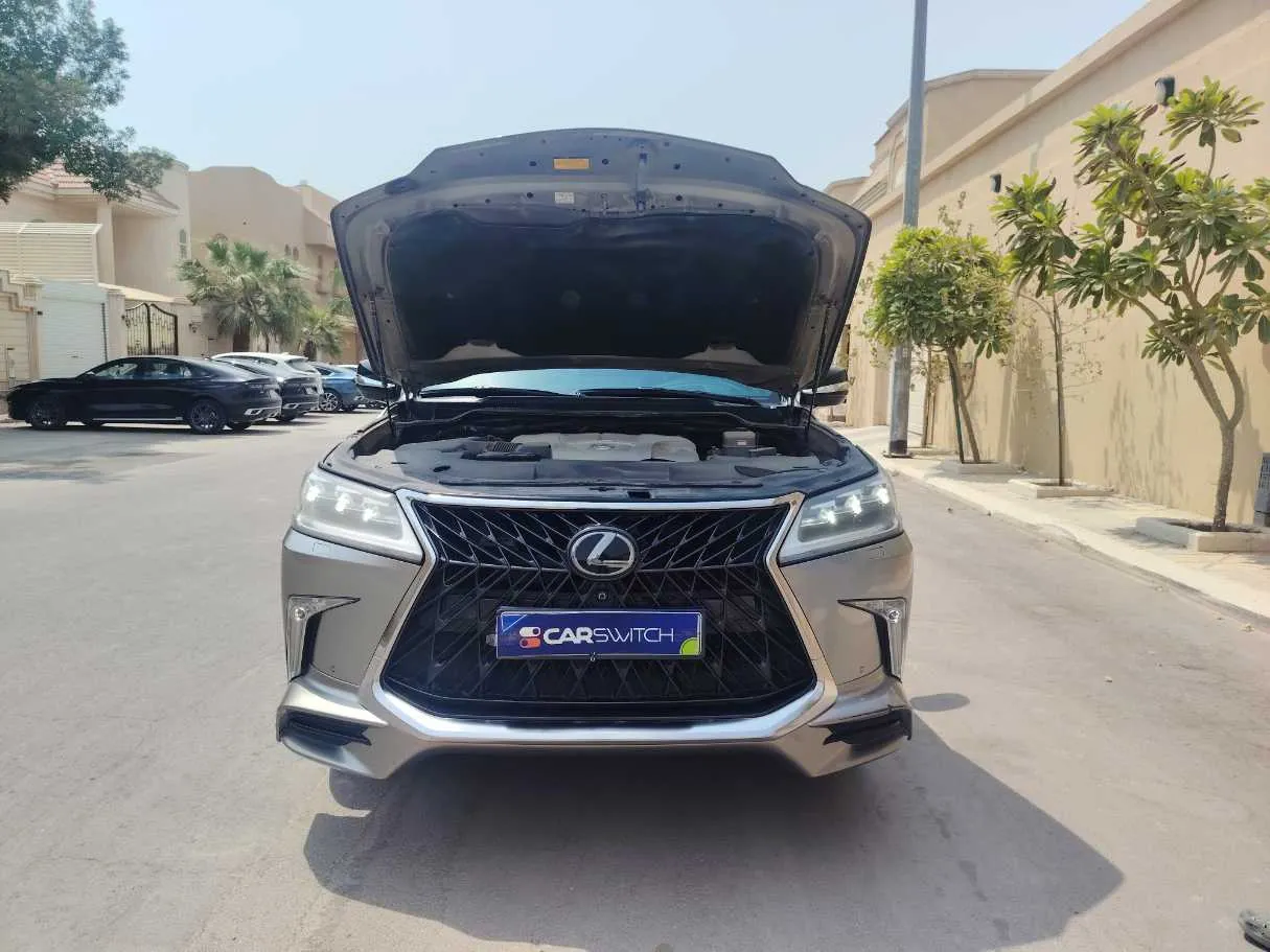 Car image 36