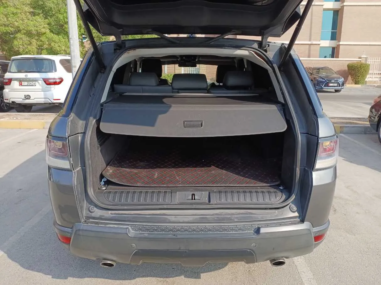 Car image 20