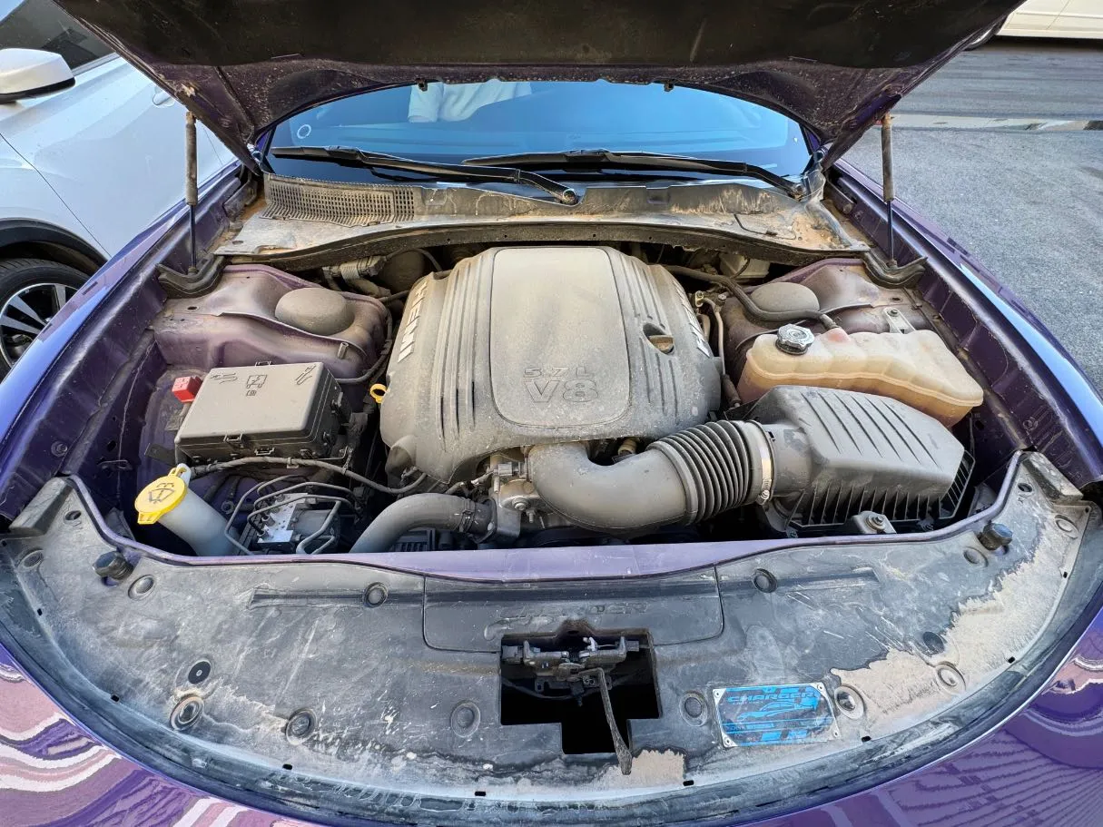 Car image 28