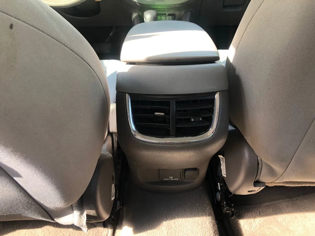 Car image 21