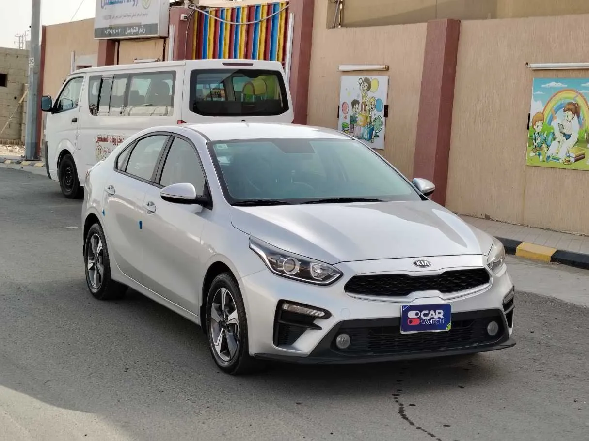 Car image 3