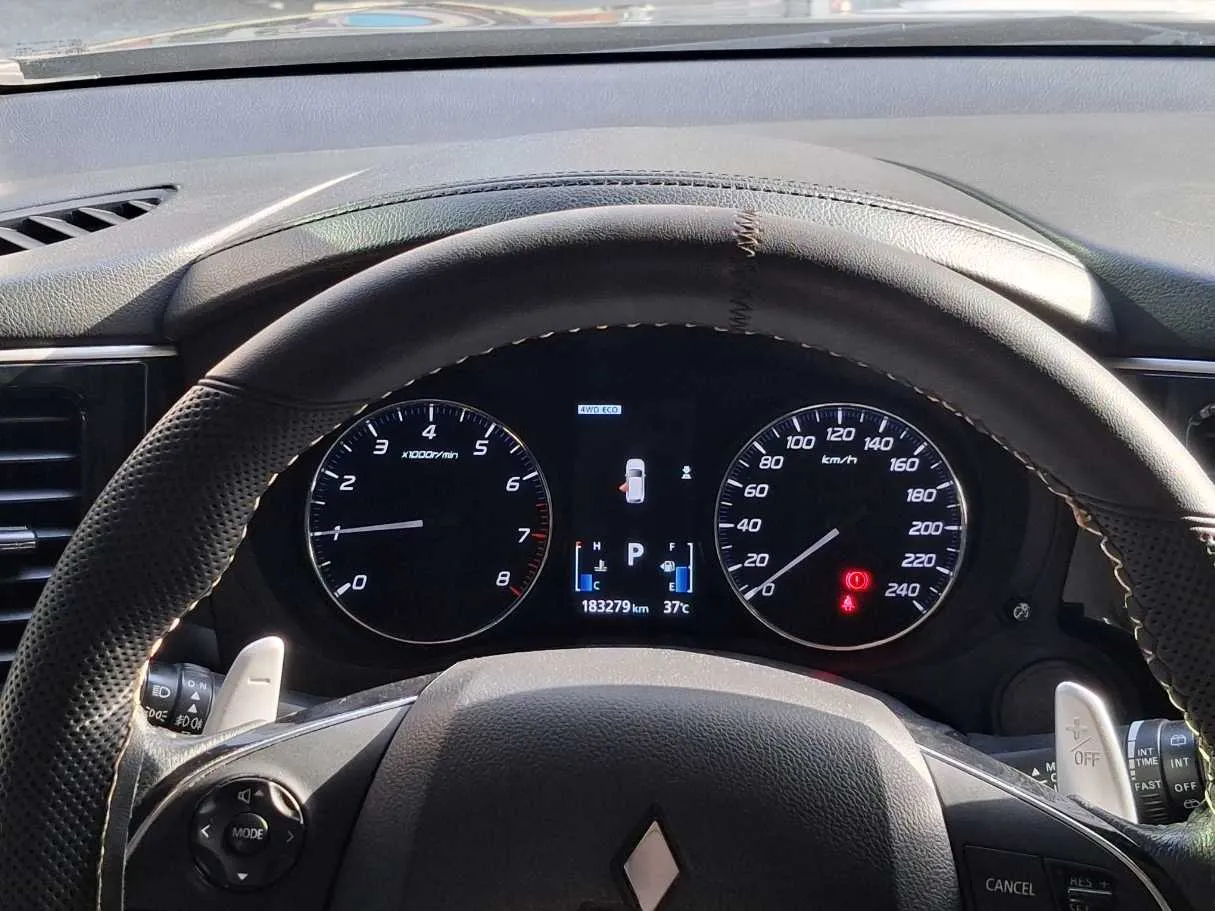 Car image 20