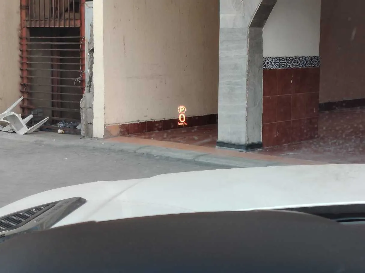 Car image 31