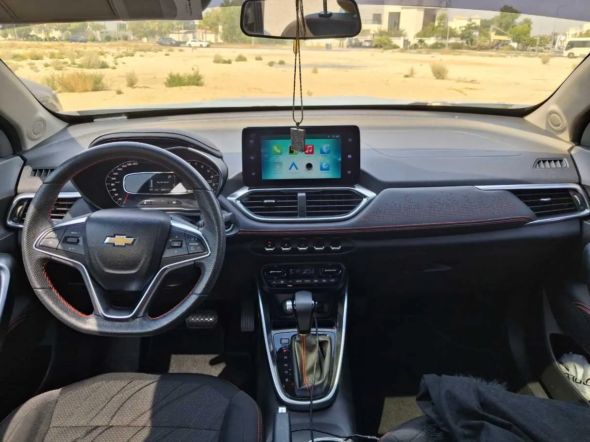 Car image 15