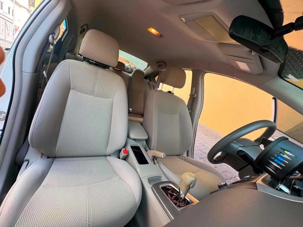 Car image 23