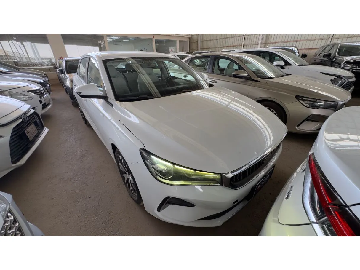 Car image 2