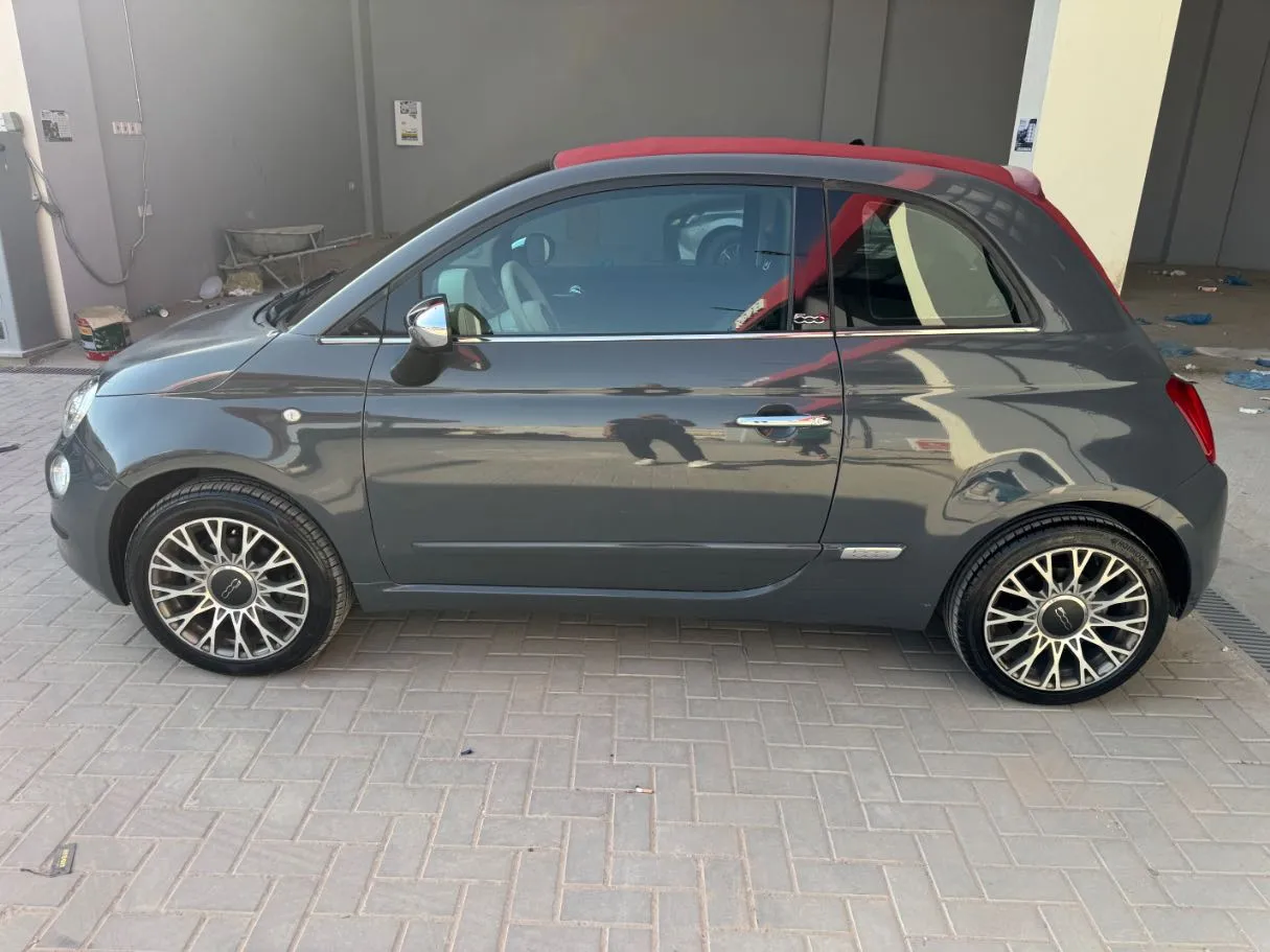 Car image 10