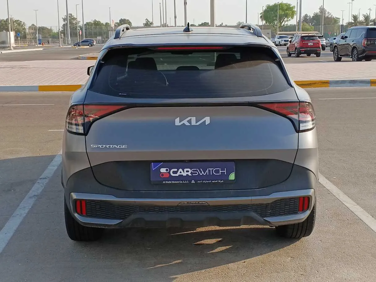 Car image 6