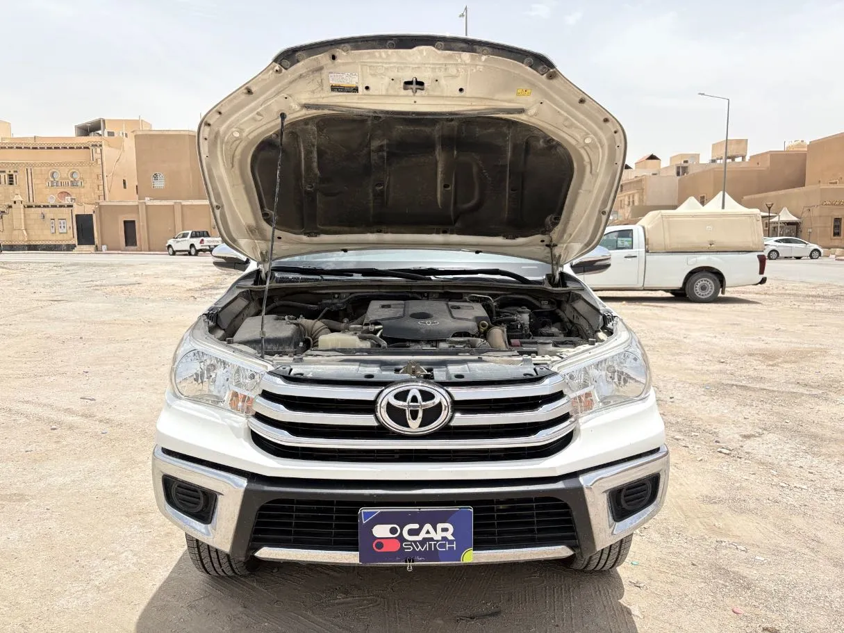 Car image 21
