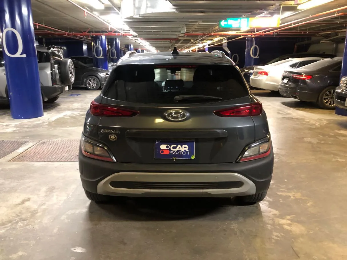 Car image 6