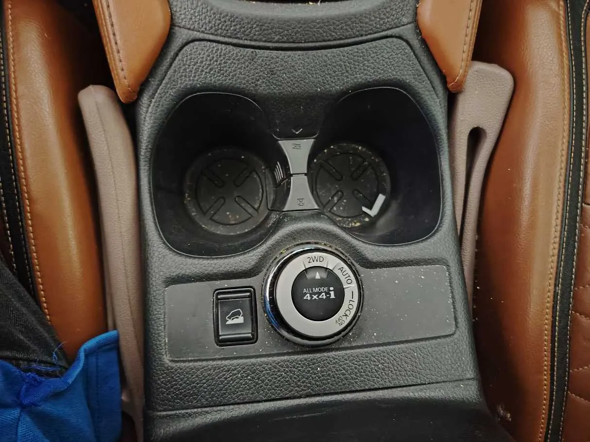 Car image 23
