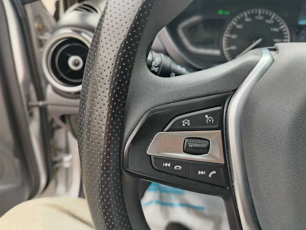 Car image 39