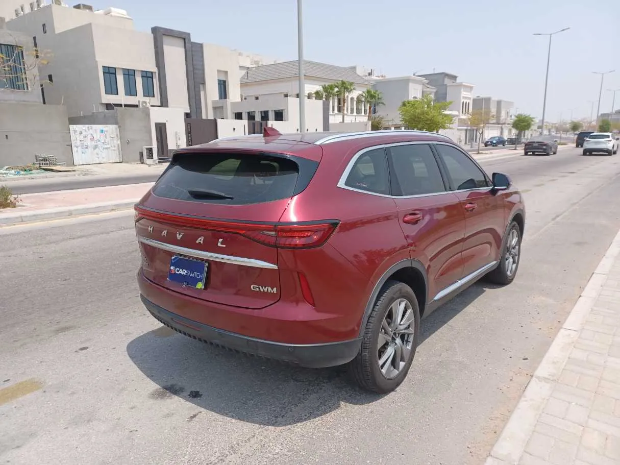 Car image 5