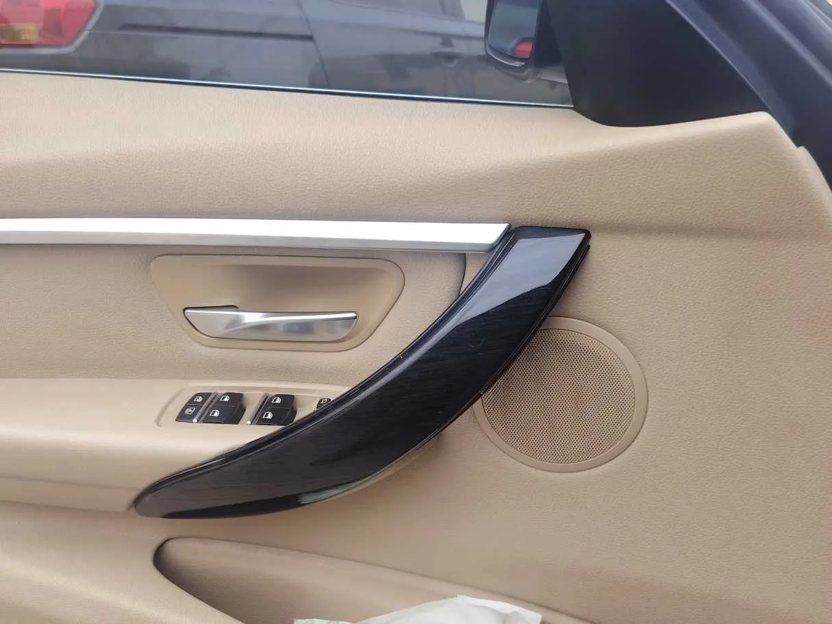 Car image 37
