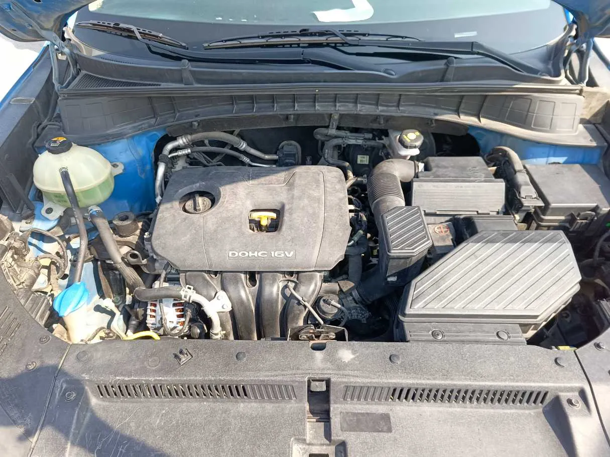 Car image 35