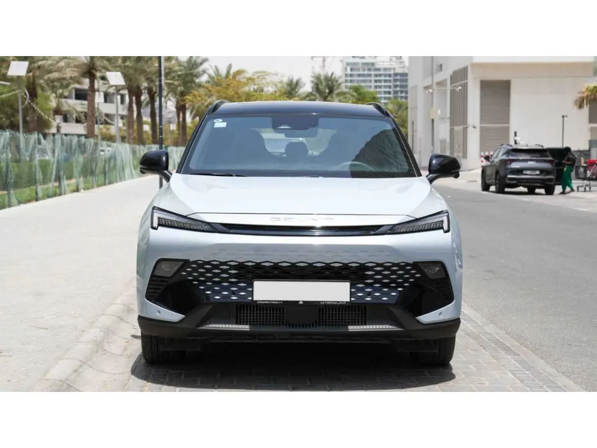 Car image 2