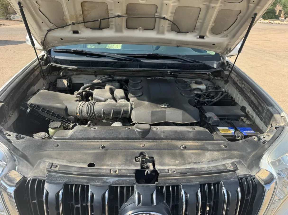 Car image 21