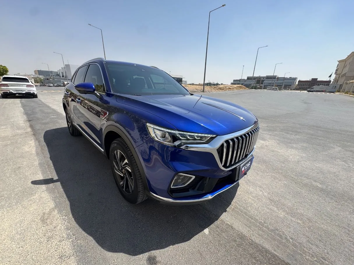 Car image 3