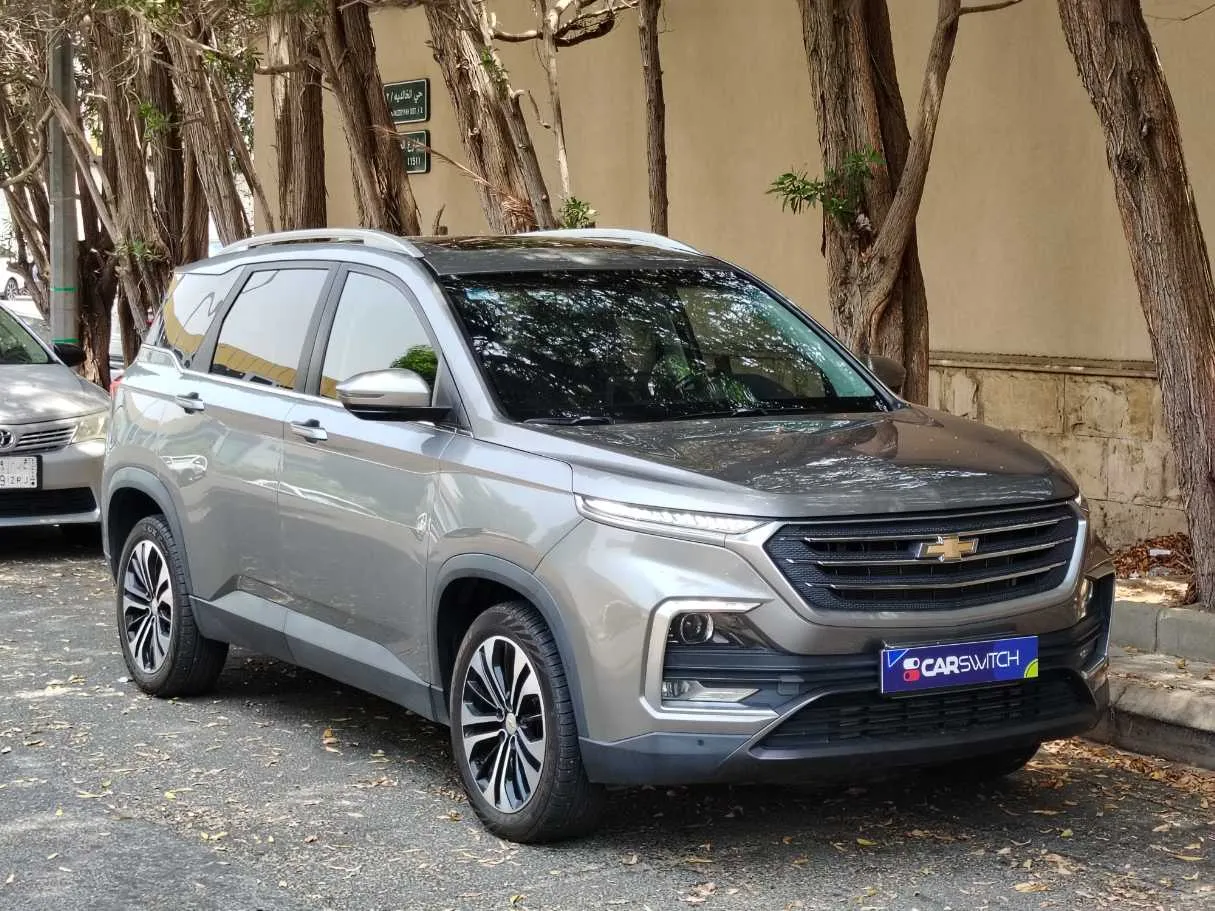 Car image 3