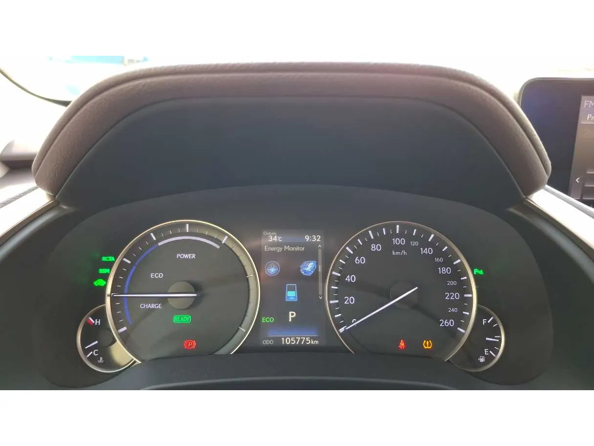 Car image 19
