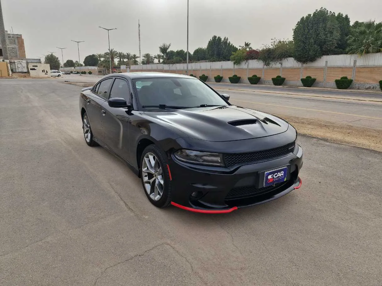 Car image 3
