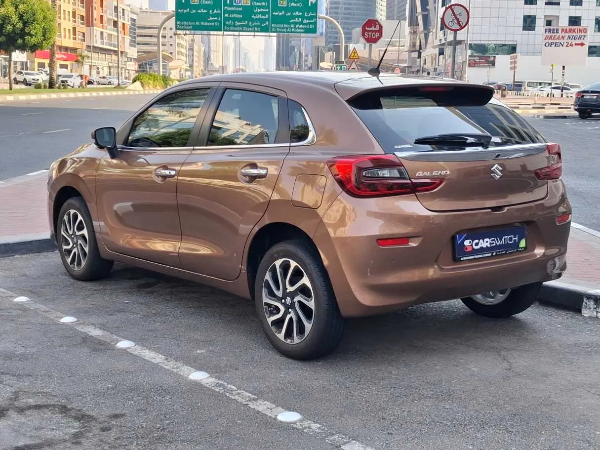 Car image 7