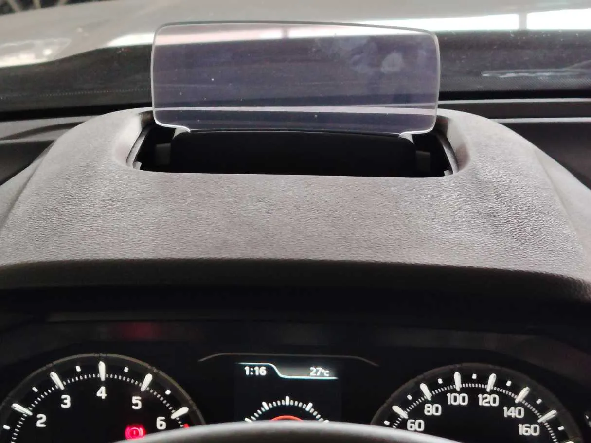 Car image 30