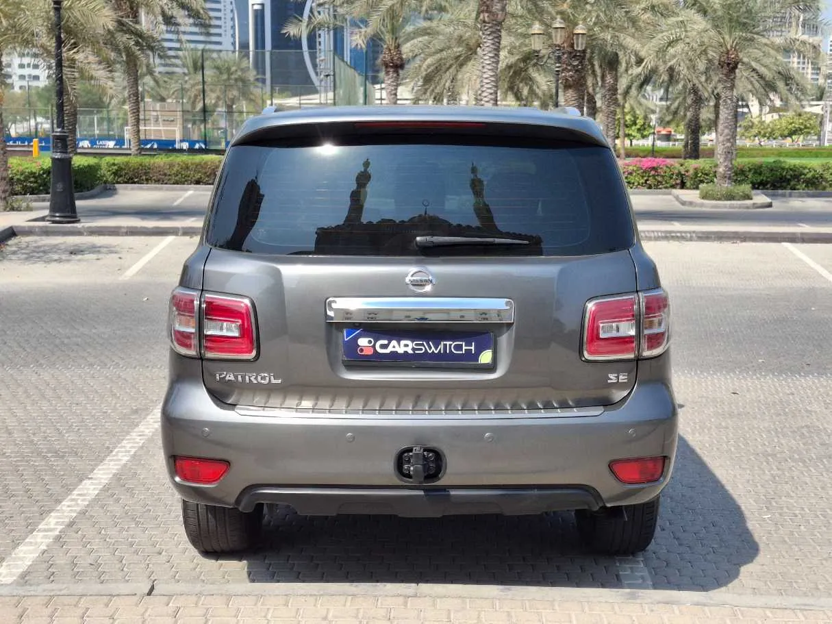 Car image 6