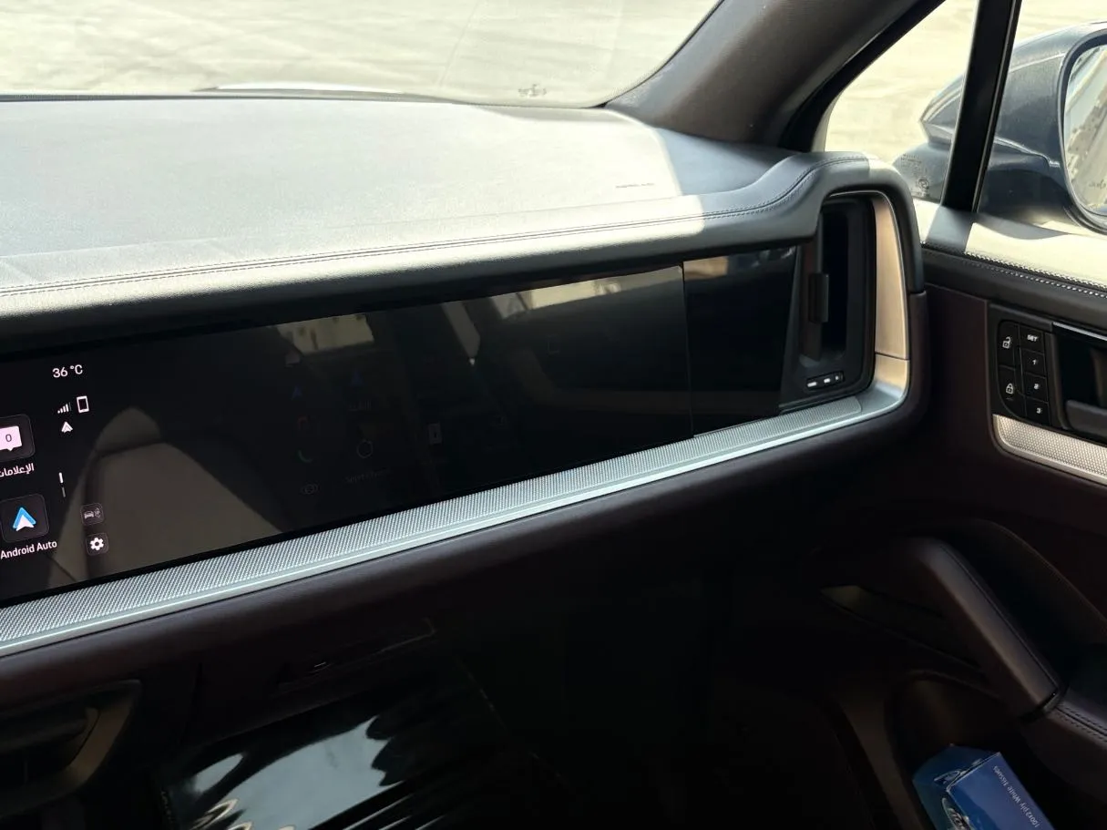 Car image 31