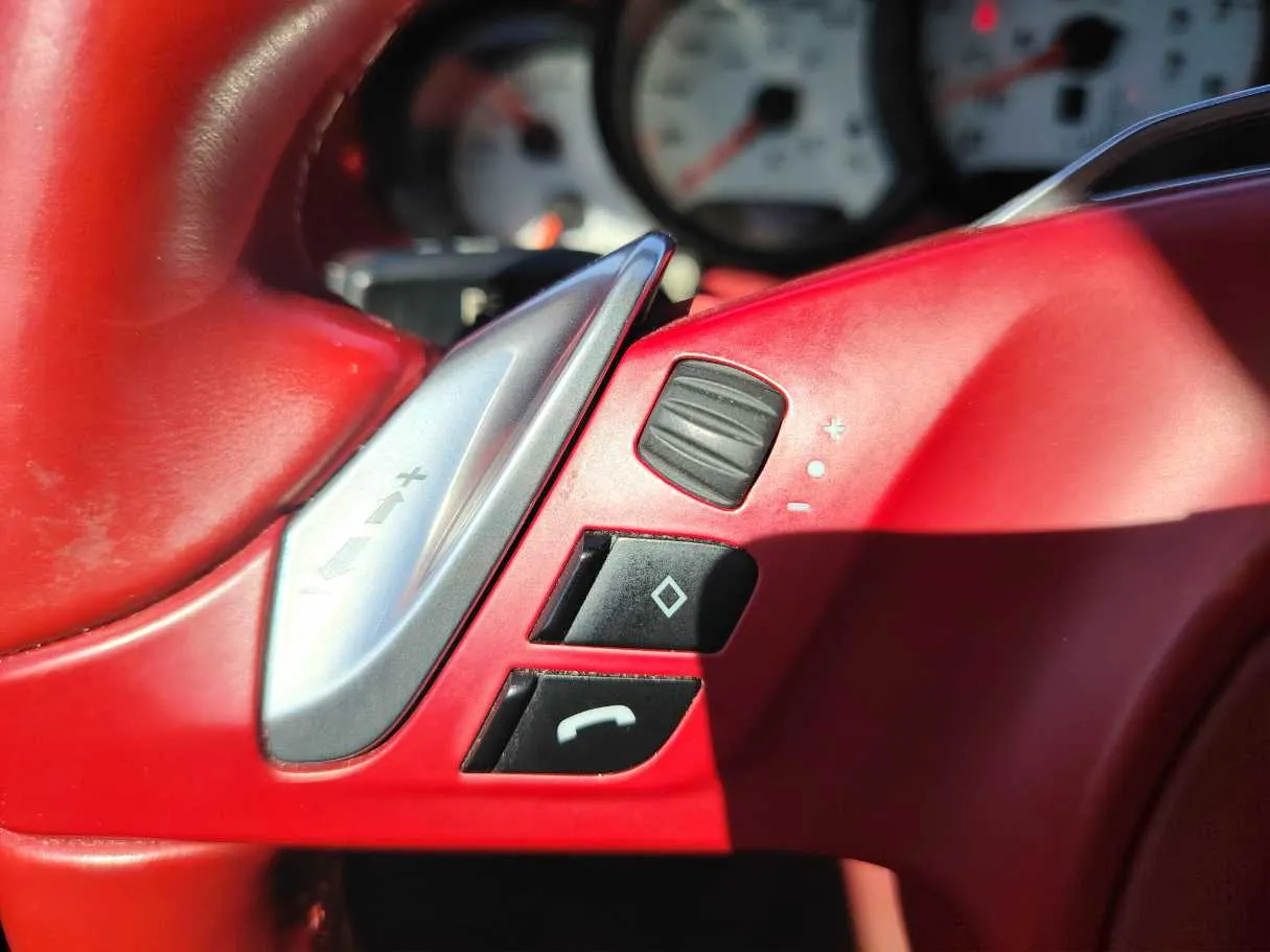 Car image 31