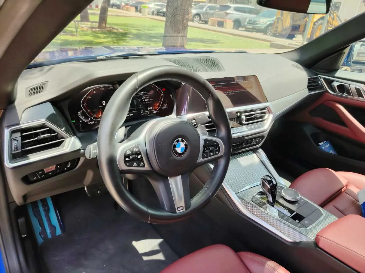 Car image 27