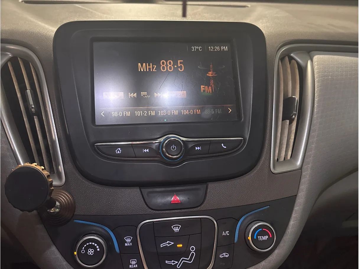 Car image 7